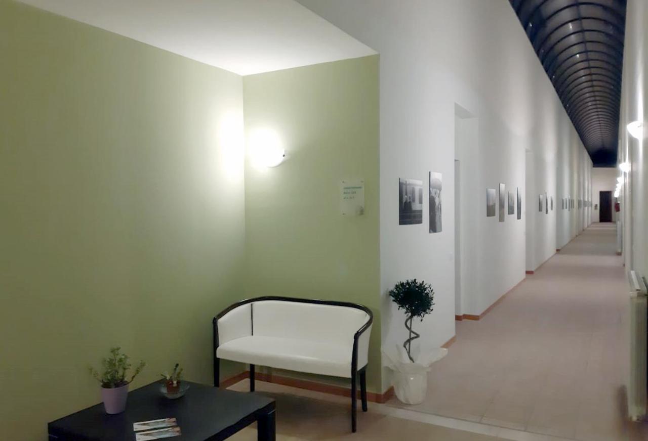 Residence Terme Di San Giacomo Sarnano Exterior foto